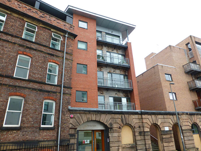 2 Bedroom Flat To Rent In Madison Square, Liverpool, L1