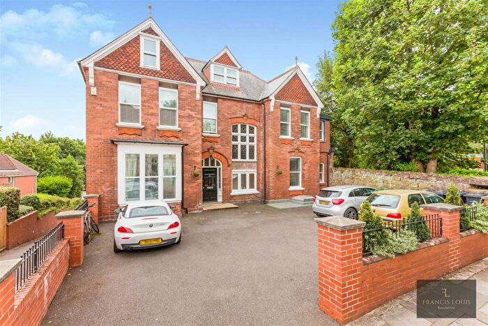 2 Bedroom Flat To Rent In Barnfield Road, Exeter, EX1