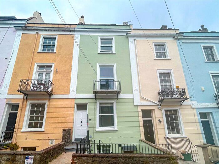 3 Bedroom Terraced House To Rent In Southleigh Road, Clifton, Bristol, BS8