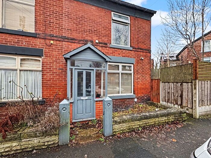 2 Bedroom End Terrace House For Sale In Greengate Lane, Prestwich, M25