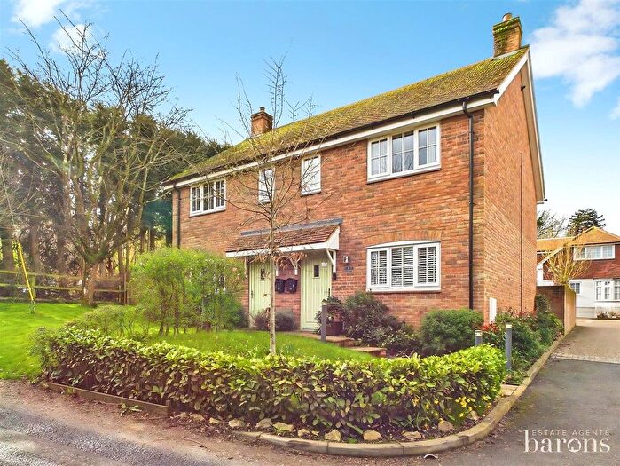 2 Bedroom Semi-Detached House For Sale In Primrose Close, North Waltham, Basingstoke, Hampshire, RG25
