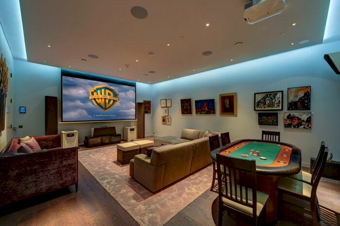 5 Bedroom Flat To Rent In Princes Gate, Knightsbridge, SW7