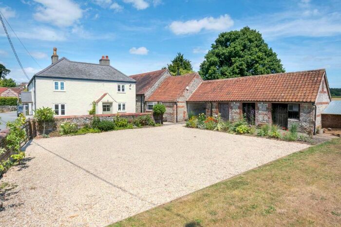 5 Bedroom Detached House For Sale In Sand Street, Longbridge Deverill, Warminster, Wiltshire, BA12