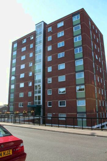 1 Bedroom Flat To Rent In Porchester Mead, Beckenham, London, BR3