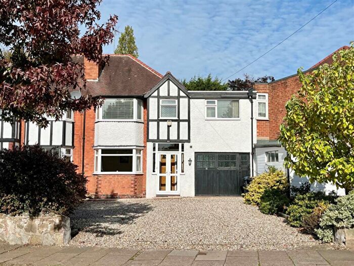 4 Bedroom Semi-Detached House For Sale In Woodcote Road, Birmingham, B24