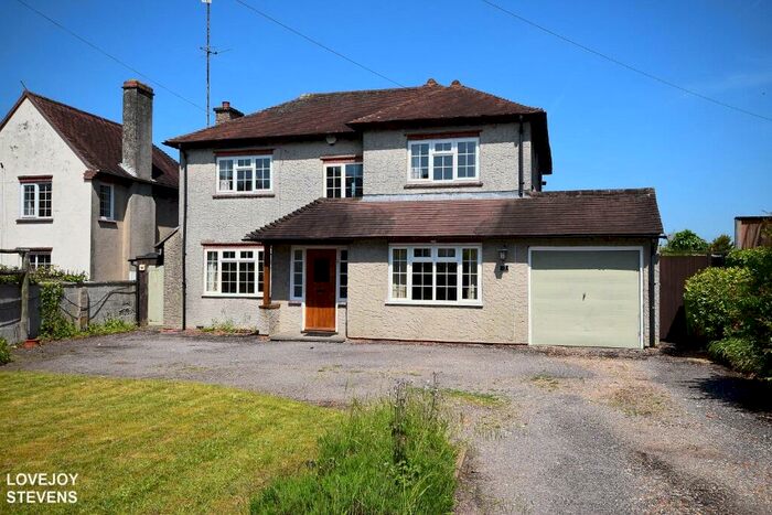 3 Bedroom Detached House To Rent In Enborne Road, Newbury, RG14