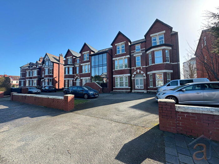 2 Bedroom Flat For Sale In Lathom Mews, Lathom Road, PR9