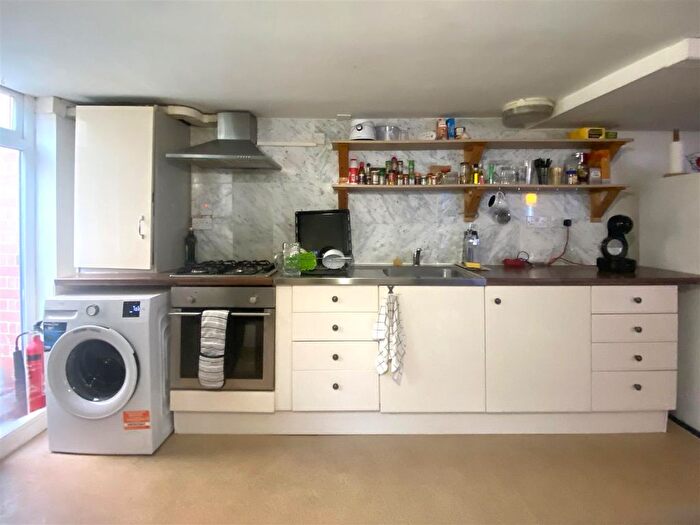 1 Bedroom Flat To Rent In Moon Street, Stokes Croft, Bristol, BS2