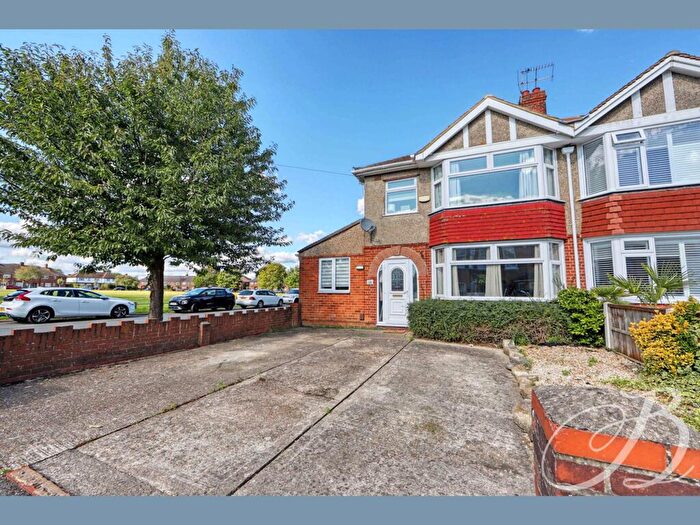 4 Bedroom House For Sale In Alma Road, Eton Wick, SL4