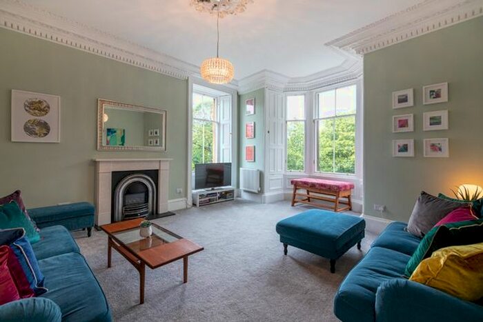 4 Bedroom Flat To Rent In Millerfield Place, Sciennes, Edinburgh, EH9