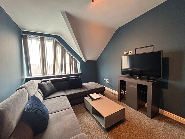 1 Bedroom Flat To Rent In Canning Street, Birkenhead, CH41