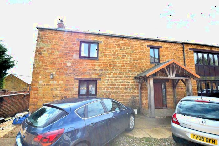 1 Bedroom Maisonette To Rent In Fully Furnished - Glendon, Kettering, NN14