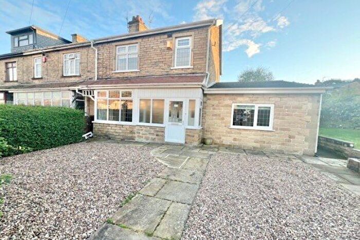 4 Bedroom Property To Rent In Windermere Road, Bradford, BD7