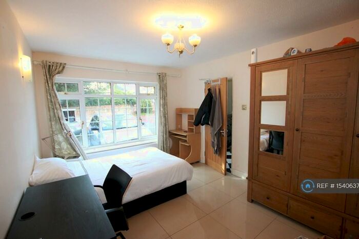 7 Bedroom Detached House To Rent In Crescent Road, Reading, RG1