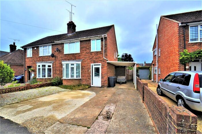 3 Bedroom Semi-Detached House To Rent In Mead Road, Willesborough, TN24