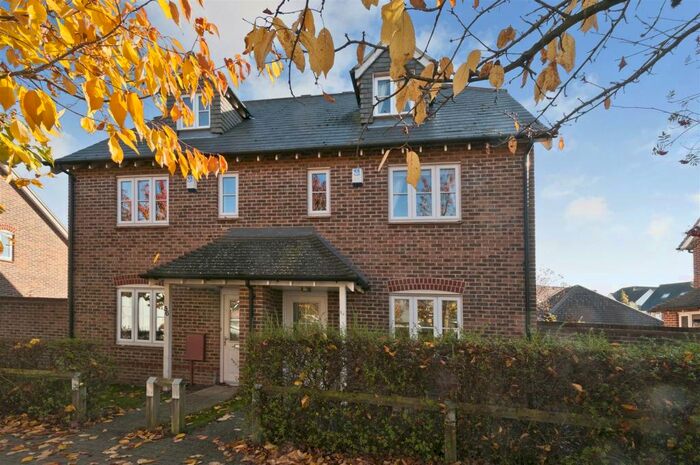 3 Bedroom Semi-Detached House To Rent In Discovery Drive, Kings Hill, ME19