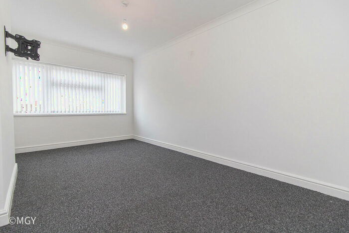 2 Bedroom Maisonette To Rent In Greenway Road, Rumney, Cardiff, CF3