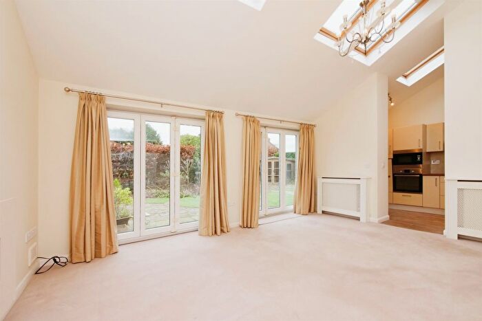3 Bedroom Detached Bungalow For Sale In Westfield Place, Wigginton, York, YO32