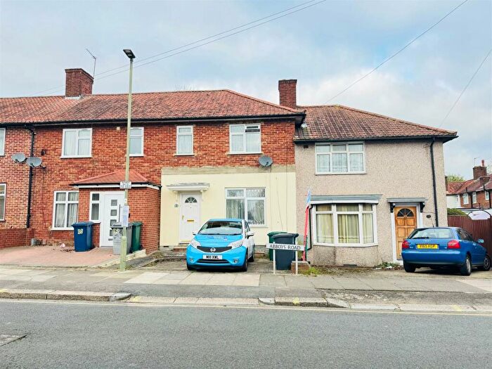 3 Bedroom Terraced House For Sale In Abbots Road, Edgware, HA8
