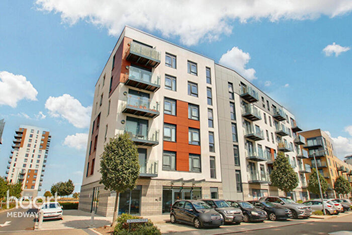 2 Bedroom Apartment For Sale In Admiralty Court, Ocean Drive, Gillingham, ME7
