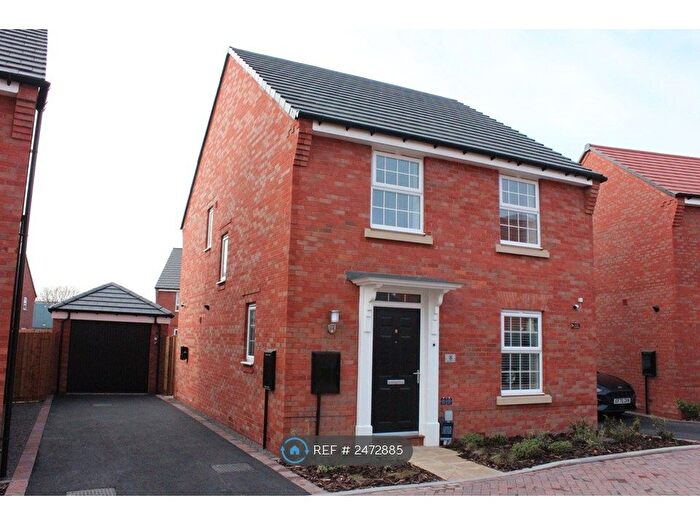 4 Bedroom Detached House To Rent In Fitzwilliam Place, Tamworth, B78