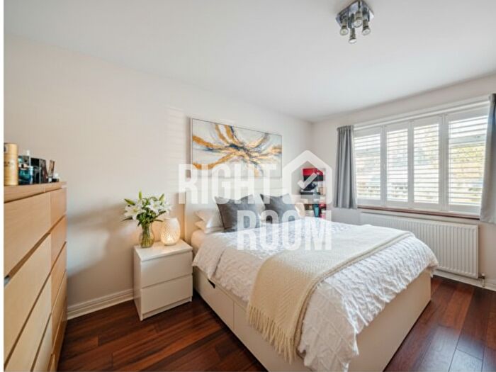 1 Bedroom Detached House To Rent In Three Bedroom House, Broom Mead, DA6