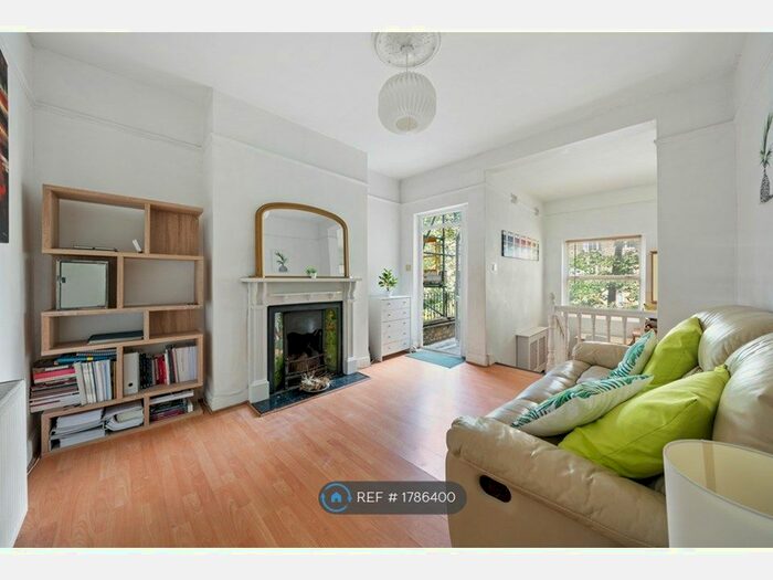 2 Bedroom Flat To Rent In Stavordale Road, London, N5