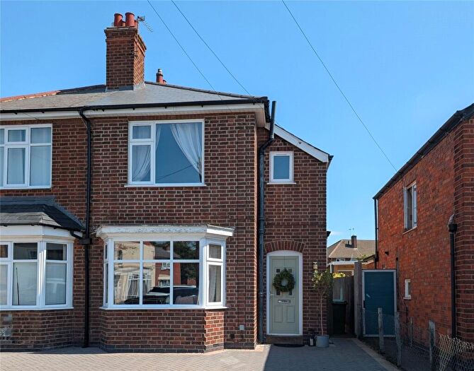 3 Bedroom Semi-Detached House For Sale In Barkby Road, Syston, Leicester, Leicestershire, LE7