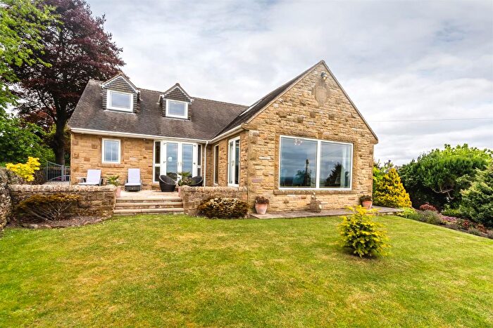 4 Bedroom Detached House For Sale In Wilkin Hill, Barlow, Dronfield, S18