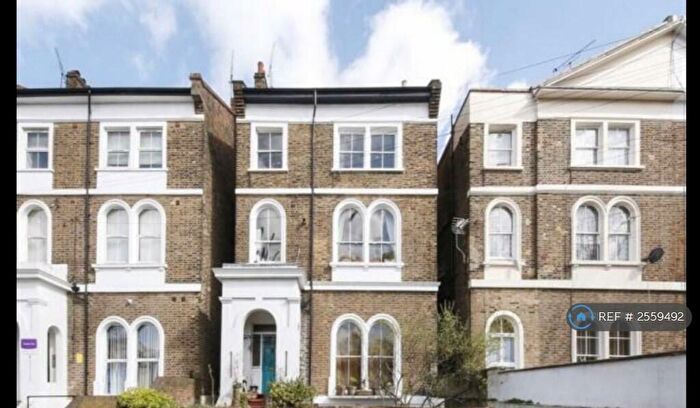 2 Bedroom Flat To Rent In Charlton, London, SE7