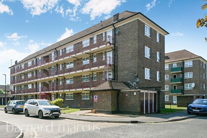 2 Bedroom Flat For Sale In Sussex Road, Mitcham, CR4