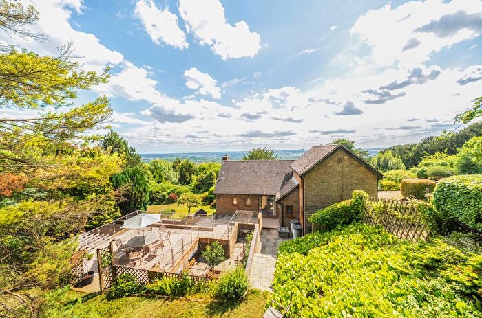 4 Bedroom Detached House For Sale In Warren Road, Chatham, ME5