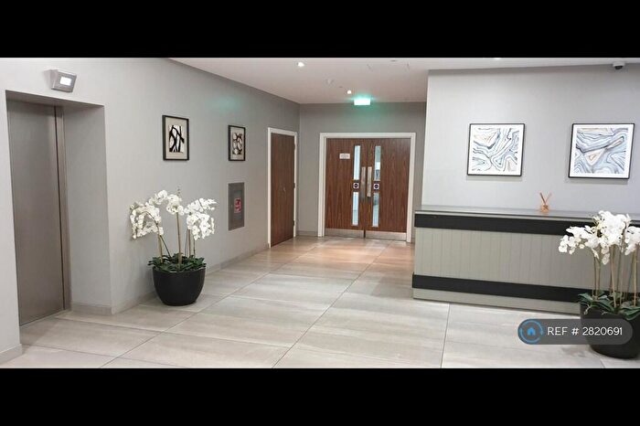 1 Bedroom Flat To Rent In Victoria Avenue, Southend-On-Sea, SS2