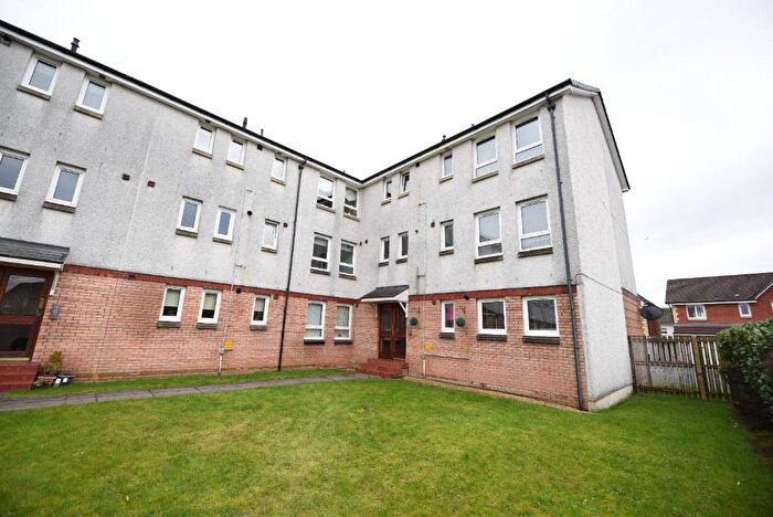 2 Bedroom Flat To Rent In Miller Street, Dumbarton, West Dunbartonshire, G82