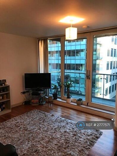 2 Bedroom Flat To Rent In Leftbank, Manchester, M3
