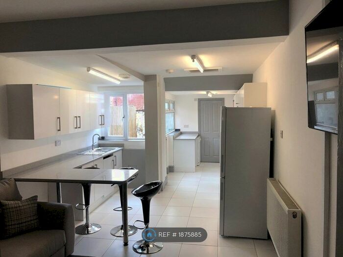 5 Bedroom Terraced House To Rent In Harrow Road, Birmingham, B29