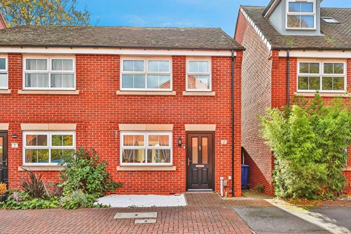 3 Bedroom Semi Detached House For Sale In Haymans Corner, Mansfield, Nottinghamshire, NG19