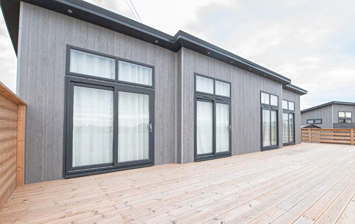 2 Bedroom Lodge For Sale In Great Hadham Country Club, SG10