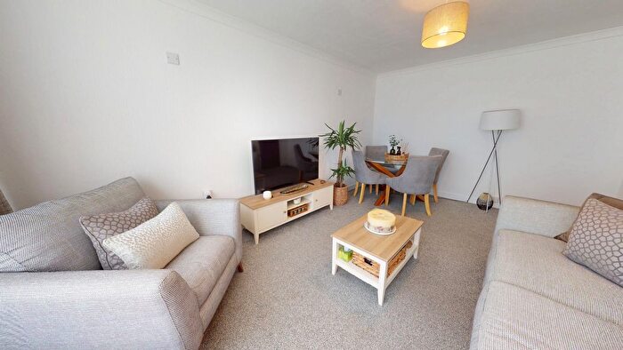 2 Bedroom Maisonette For Sale In Conifer Rise, Westone, NN3