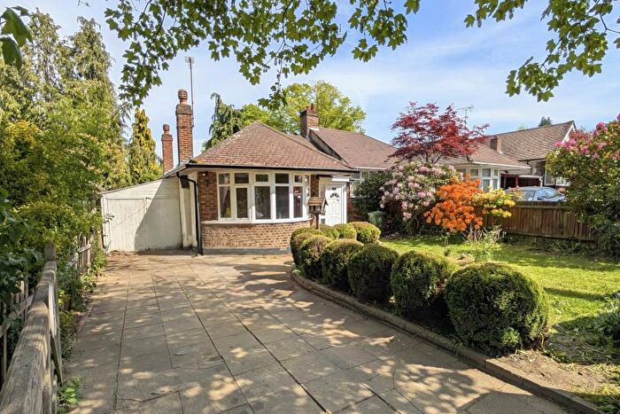 2 Bedroom Semi-Detached Bungalow To Rent In Woking, Surrey, GU22