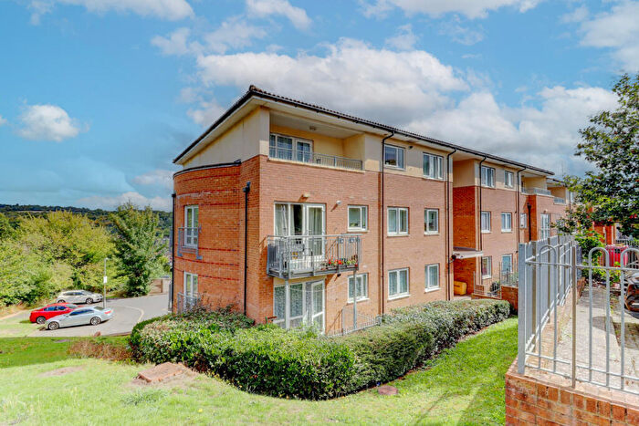1 Bedroom Flat For Sale In Windrush Drive, High Wycombe, HP13