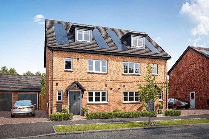 4 Bedroom Semi-Detached House For Sale In Cambridge Road, Langford, SG18