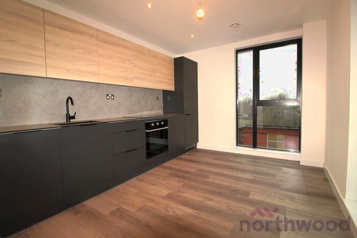 3 Bedroom Apartment To Rent In Pole Street, Preston, PR1