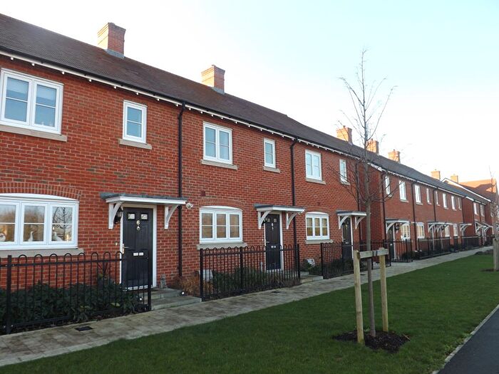 2 Bedroom Property To Rent In Orchard Mead, Waterlooville, PO7