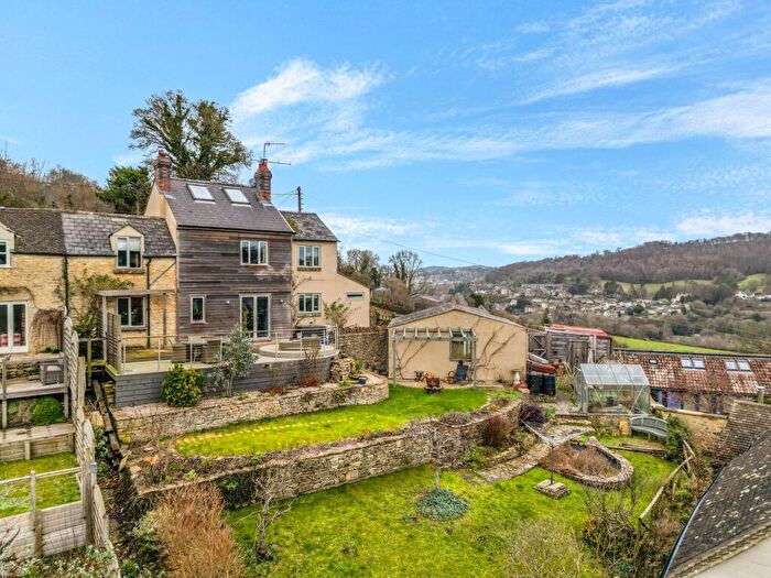 3 Bedroom Semi Detached House For Sale In Swellshill, Brimscombe, Stroud, GL5