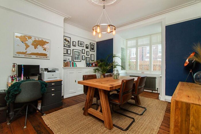 3 Bedroom End Of Terrace House For Sale In Hulne Avenue, Tynemouth, NE30