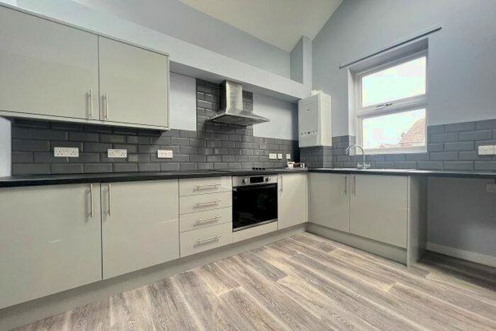 1 Bedroom Flat To Rent In Church Road, Exeter, EX2