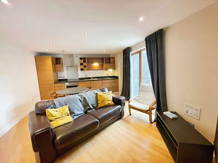 1 Bedroom Flat To Rent In The Boulevard, Hunslet, Leeds, LS10