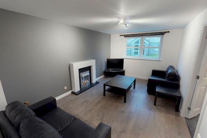 2 Bedroom Flat To Rent In South College Street, City Centre, Aberdeen, AB11