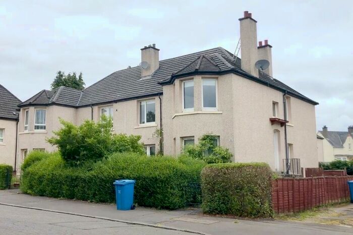 3 Bedroom Cottage To Rent In Fulton Street, Glasgow, G13